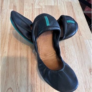 Tieks ballet shoes Size 9